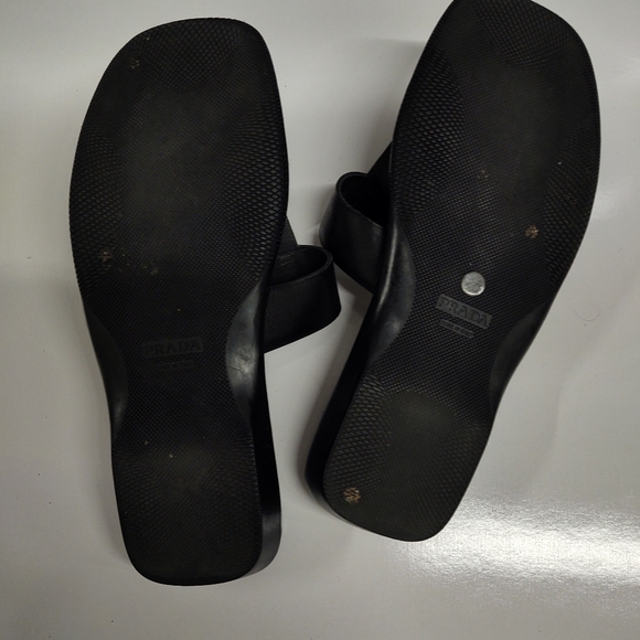 Prada sandals - Picture 3 of 4